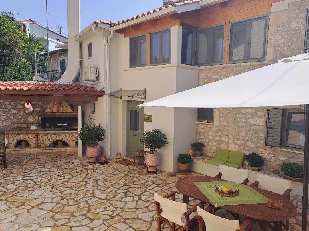 La Casa Di Bella A Tradional Stone House With Barbecue Villa Kariá Eksteriør billede